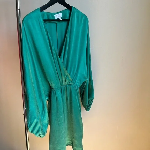 & other Stories Green Classic Midi Dress with Long Sleeves in Size 4 - Picture 4 of 8